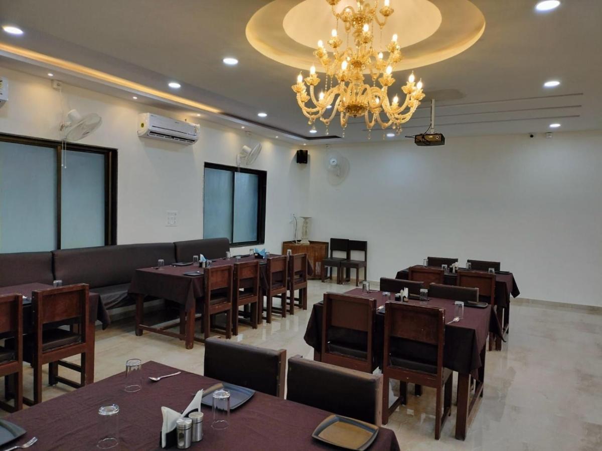 Hotel Satkar International Chhindwara Экстерьер фото