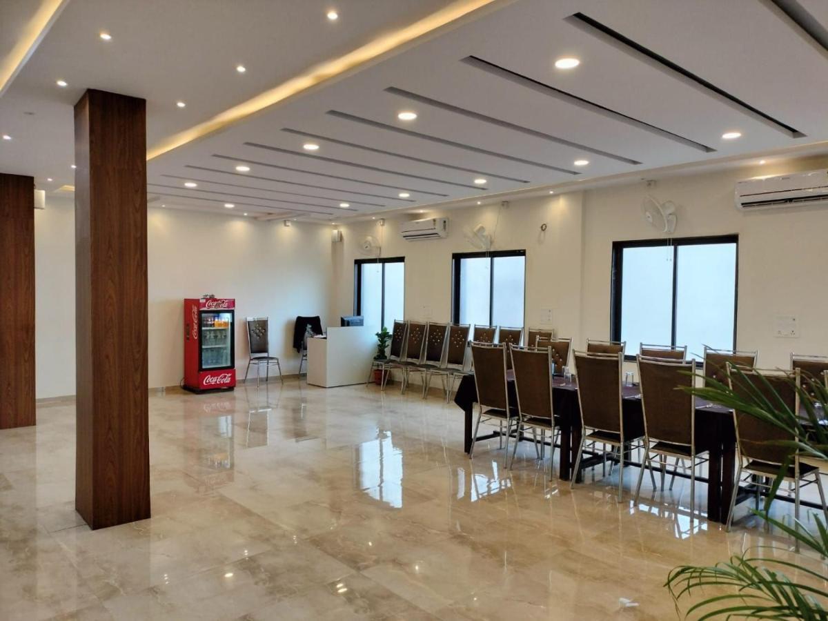Hotel Satkar International Chhindwara Экстерьер фото
