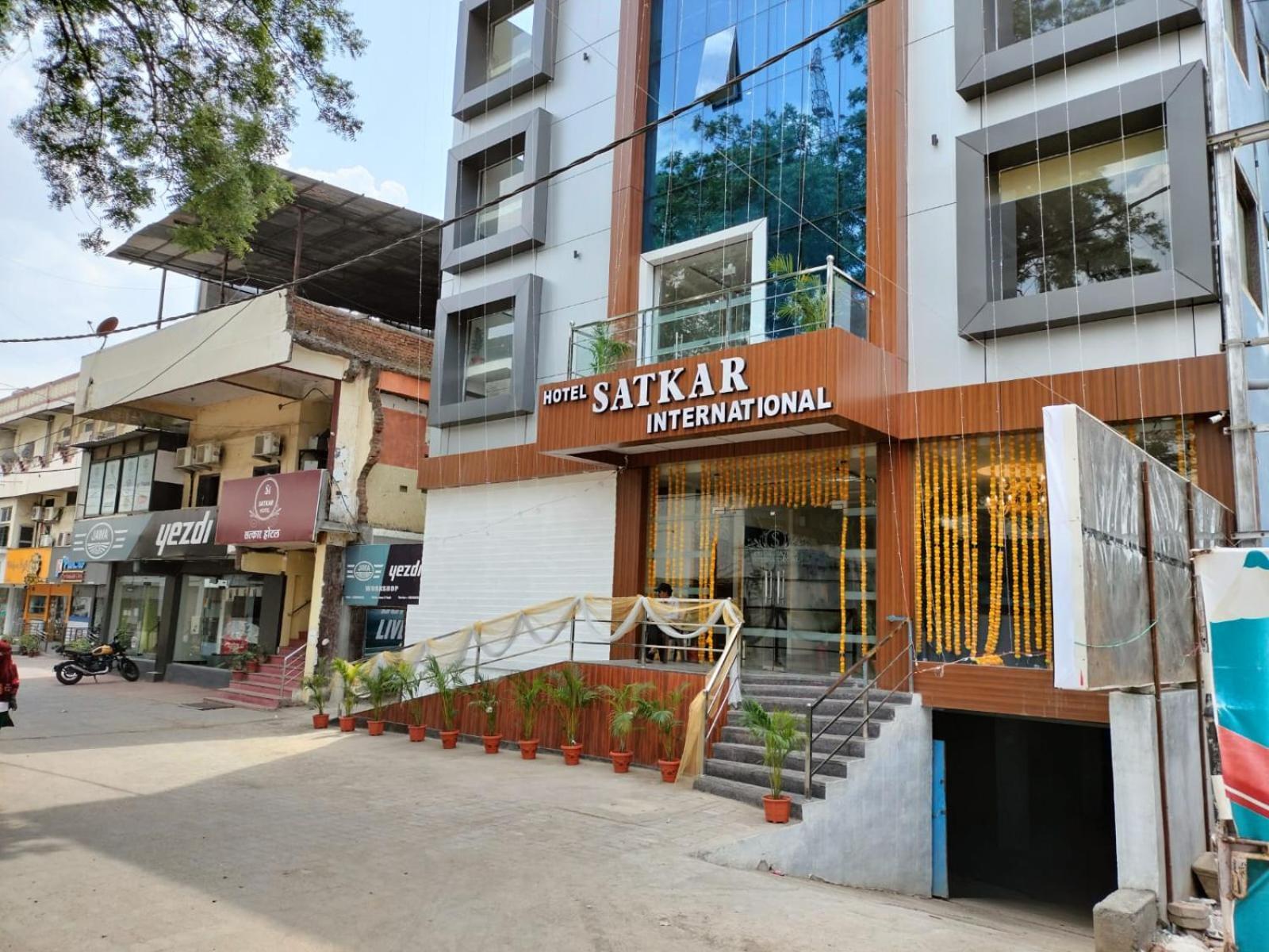 Hotel Satkar International Chhindwara Экстерьер фото