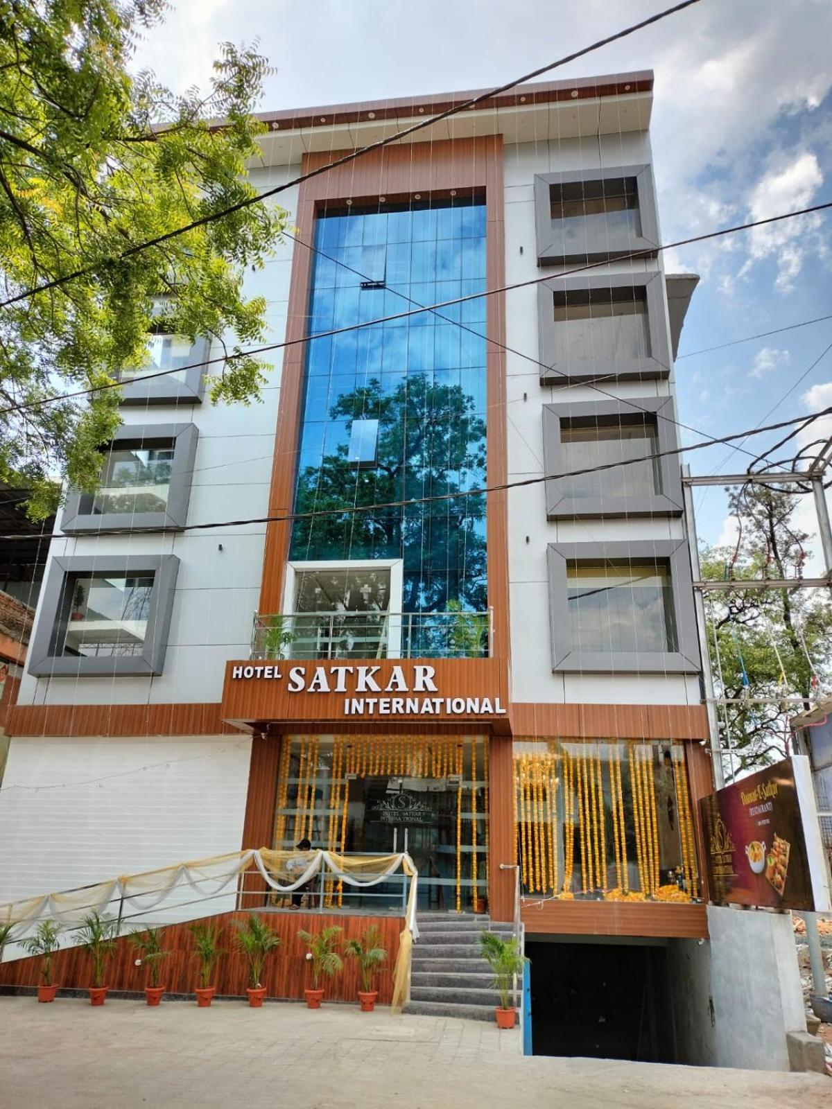 Hotel Satkar International Chhindwara Экстерьер фото